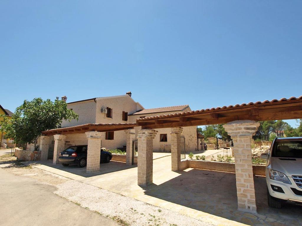 Apartment Marija By Interhome Vir Exterior foto
